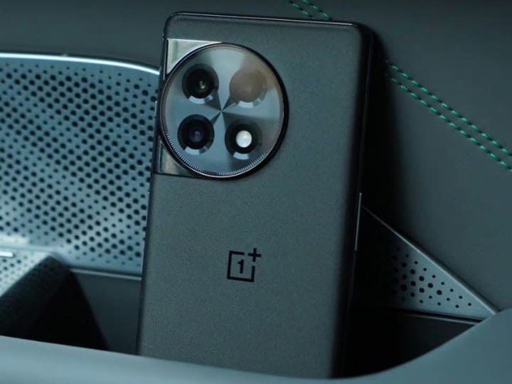 Oneplus 12R design specs and price leaked ahead of launch check every detail here Oneplus 12R की डिटेल्स लीक, डिजाइन, स्पेक्स और कीमत अभी जान लीजिए 