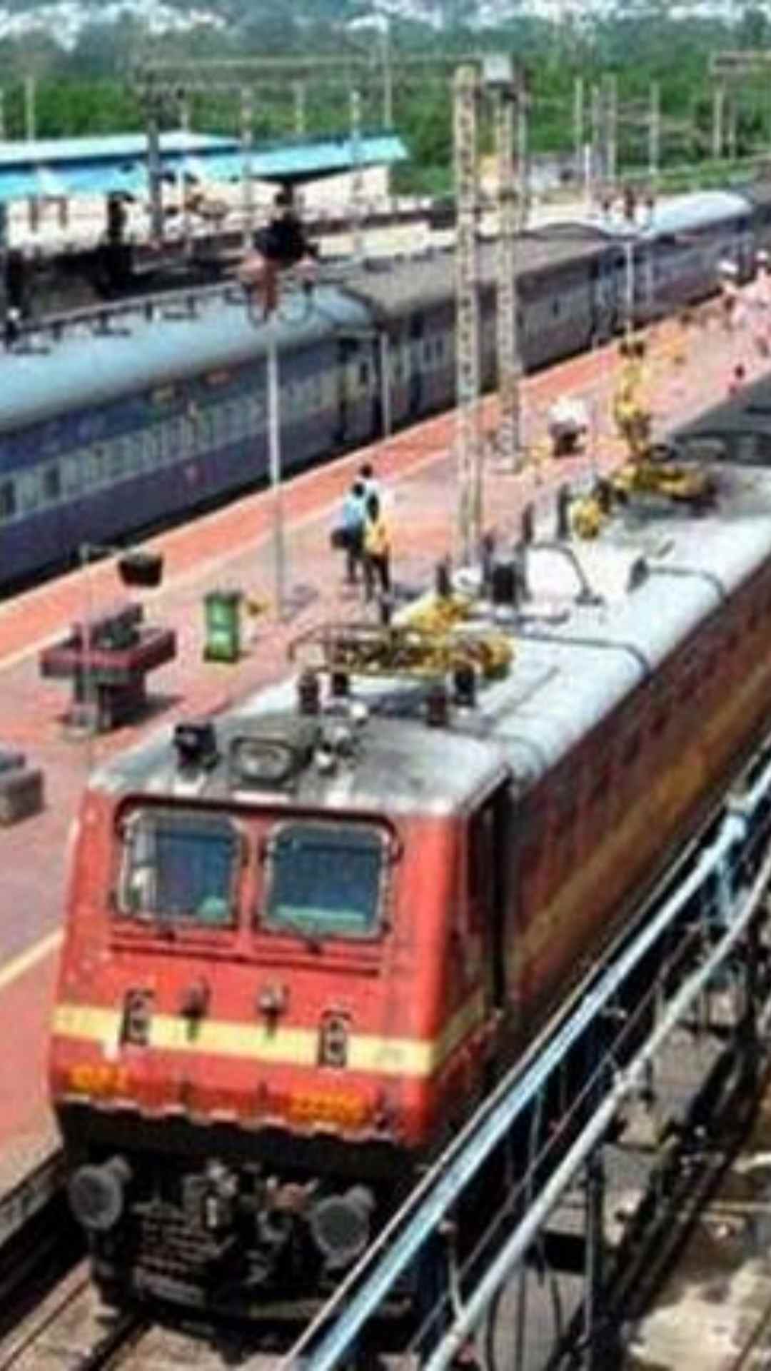 भारत में एक ऐसा शख्स भी है जो एक समय पूरी ट्रेन का बन गया था मालिक