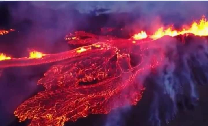 River of Lava: দু’সপ্তাহেরও বেশি সময় ধরে বয়ে চলেছে লাভার স্রোত। আগ্নেয়গিরিকে ঘিরে আইসল্যান্ডে শুরু পর্যটন।