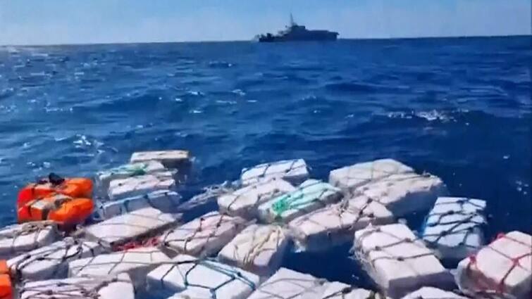 55.3 Tonnes Of Cocaine Worth $946 Million Found Floating at sea in Italy Cocaine: ਸਮੁੰਦਰ 'ਚ ਤੈਰ ਰਹੀ ਸੀ 5300 ਕਿਲੋ ਕੋਕੀਨ, ਪੁਲਿਸ ਦੀ ਪਈ ਨਜ਼ਰ, ਕਰ ਲਈ ਕਾਬੂ, ਵੱਡੇ ਰੈਕਟ ਦਾ ਪਰਦਾਫਾਸ਼