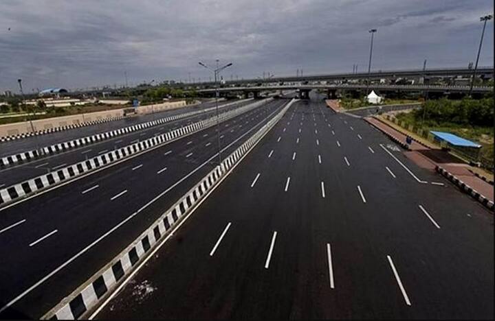 State Road Convert to National Highway: ਤੁਸੀਂ ਅਕਸਰ ਸੂਬੇ ਅਤੇ ਰਾਸ਼ਟਰੀ ਰਾਜਮਾਰਗਾਂ ਤੋਂ ਗੁਜ਼ਰਦੇ ਹੋਵੋਗੇ, ਪਰ ਕੀ ਤੁਸੀਂ ਕਦੇ ਸੋਚਿਆ ਹੈ ਕਿ ਇਨ੍ਹਾਂ ਸੜਕਾਂ ਨੂੰ ਰਾਜ ਜਾਂ ਰਾਸ਼ਟਰੀ ਕਿਉਂ ਕਿਹਾ ਜਾਂਦਾ ਹੈ। ਨਾਲ ਹੀ, ਸੂਬੇ ਦੀਆਂ ਸੜਕਾਂ ਕਦੋਂ ਰਾਸ਼ਟਰੀ ਰਾਜਮਾਰਗ ਬਣ ਜਾਂਦੀਆਂ ਹਨ? ਮੌਜੂਦਾ ਸਮੇਂ ਵਿੱਚ, ਸੂਬੇ ਦੀਆਂ ਸੜਕਾਂ ਨੂੰ ਰਾਸ਼ਟਰੀ ਰਾਜਮਾਰਗਾਂ ਵਿੱਚ ਤਬਦੀਲ ਕਰਨ ਵਿੱਚ ਆਮ ਤੌਰ 'ਤੇ ਇੱਕ ਰਸਮੀ ਪ੍ਰਕਿਰਿਆ ਸ਼ਾਮਲ ਹੁੰਦੀ ਹੈ ਜਿਸ ਲਈ ਸੂਬਾ ਸਰਕਾਰ ਅਤੇ ਕੇਂਦਰ ਸਰਕਾਰ ਵਿਚਕਾਰ ਸਹਿਯੋਗ ਦੀ ਲੋੜ ਹੁੰਦੀ ਹੈ।