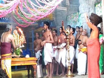 Mandalabishek ceremony of sattainathar Temple  dharmapuram Atheenam TNN சீர்காழி சட்டைநாதர் சுவாமி கோயிலில் மண்டலபிஷேக பூர்த்தி விழா - முத்து சட்டைநாதருக்கு 108 கலசாபிசேகம்