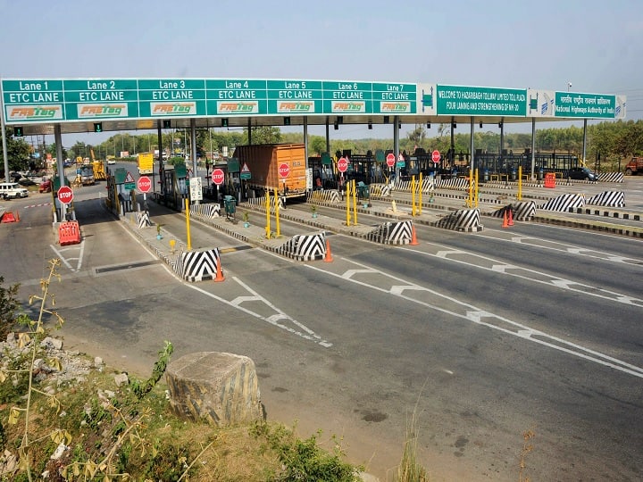 Toll Plaza: खुशखबरी! टोल प्लाजा पर अब नहीं लगेगा जाम, सरकार उठाने जारी रही जरूरी कदम Nitin Gadkari Said in Rajya Sabha that toll plaza average waiting time have been reduced to 47 seconds Toll Plaza: खुशखबरी! टोल प्लाजा पर अब नहीं लगेगा जाम, सरकार उठाने जारी रही जरूरी कदम