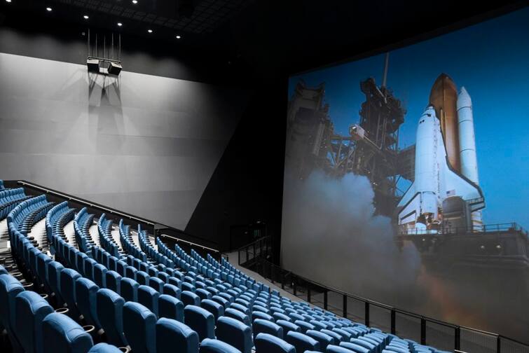 What Is IMAX know about Difference Between IMAX And Normal Theatre Know In Detail News Marathi Openheimer : IMAX म्हणजे काय? या आणि सामान्य थिएटरमध्ये काय फरक आहे? घ्या जाणून