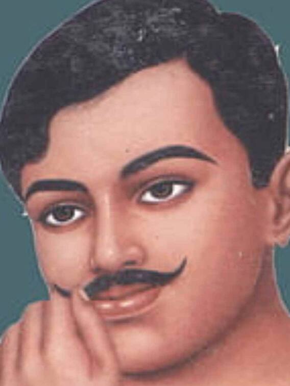 किस ट्रेन की डकैती में शामिल थे चंद्रशेखर आजाद