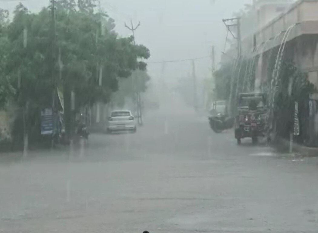 Gujarat Rain: ભાવનગરના આ વિસ્તારમાં માત્ર 3 કલાકમાં 4 ઈંચ વરસાદ ખાબકતા જળબંબાકાર