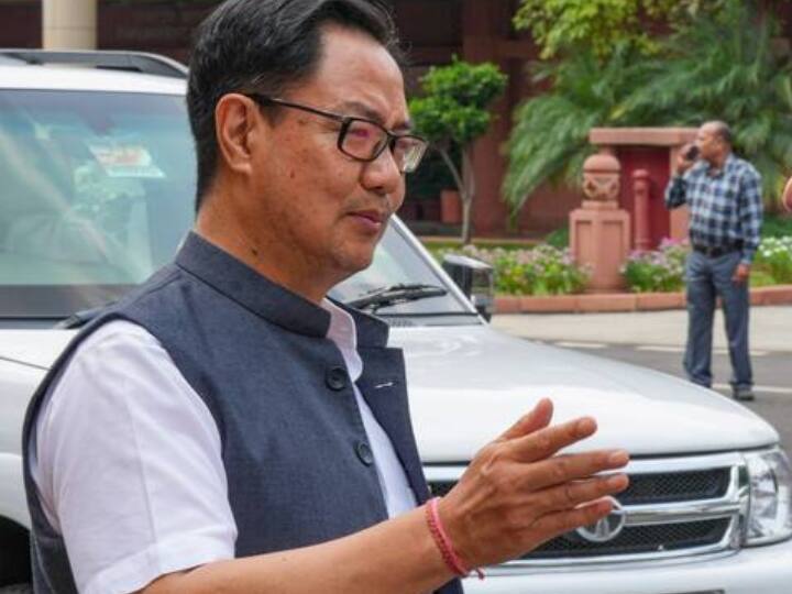 Manipur Violence Kiren Rijiju Says Central Government To Place Facts On Incident In Parliament Manipur Violence: 'केंद्र सरकार मणिपुर की घटना पर संसद में रखेगी तथ्य', किरेन रिजिजू बोले- संसद से बाहर बहस करना अनुचित