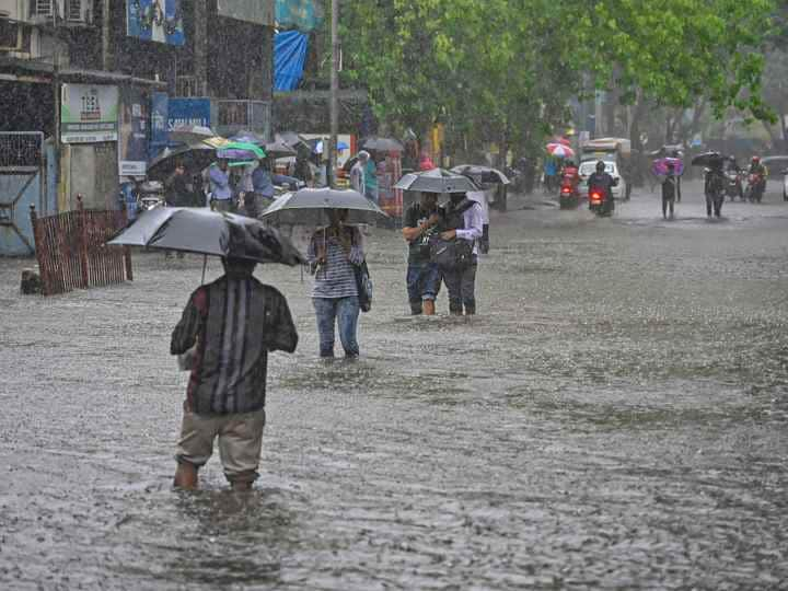 Weather Update Today Maharashtra Rajasthan Punjab Uttar Pradesh Jammu Kashmir Himachal Pradesh Weather Update Today: भारी बारिश का 'तांडव' जारी, लेह में बादल फटने से तबाही, जानें आज देशभर में कैसा रहेगा मौसम