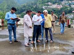 चमोली में भारी बारिश का कहर, घरों में आई दरारें, प्रशासन ने स्थानीय निवासियों को दिया ये आदेश