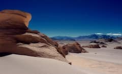 Atacama Desert: প্রায় ৪০০ বছর বৃষ্টি হয়নি একফোঁটাও, পৃথিবীর প্রাচীনতম মরুভূমি আতাকামা, মঙ্গলগ্রহের মাটির সঙ্গে রয়েছে অদ্ভূত মিল