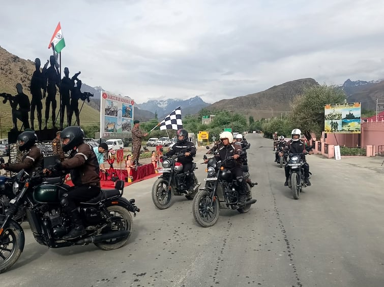 Operation Vijay Kargil Vijay Diwas Indian Army Undertakes Motorcycle Expedition From Kohima To Kargil To Honour Bravehearts