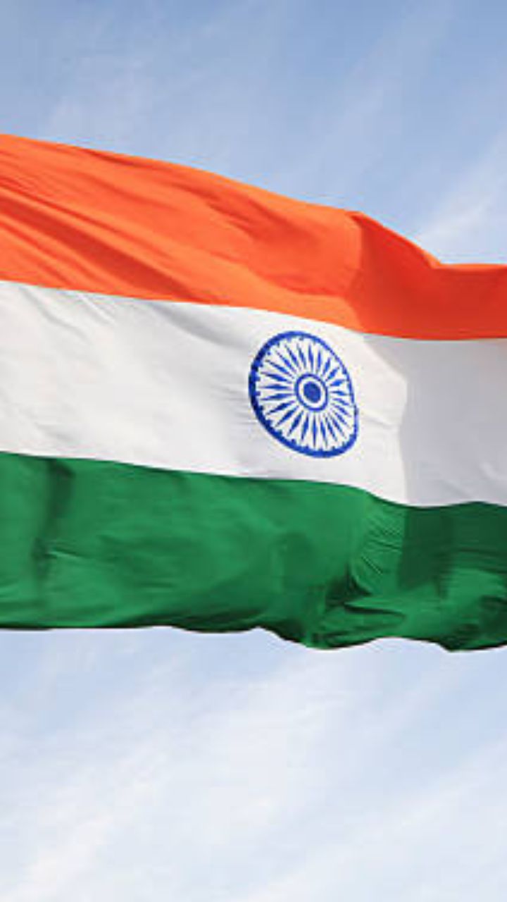 இந்தியக் கொடி ஜூலை 22, 1947 இல் ஏற்றுக்கொள்ளப்பட்டது