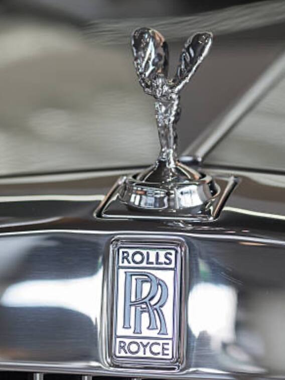 ரோல்ஸ் ராய்ஸ் காரின் விலை மதிப்பிற்கு காரணம் என்ன தெரியுமா?