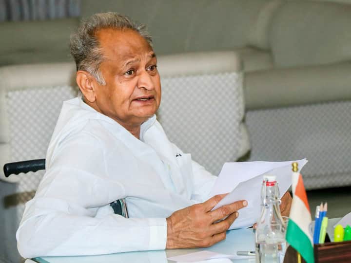 Rajasthan News: गहलोत सरकार ने गुलाबी नगर को चार जिलों में बांटा, अब कुछ ऐसी होगी जयपुर जिले की नई तस्वीर Rajasthan News Districts Jaipur district divide in four dudu kotputli behror jaipur rural ann Rajasthan News: गहलोत सरकार ने गुलाबी नगर को चार जिलों में बांटा, अब कुछ ऐसी होगी जयपुर जिले की नई तस्वीर
