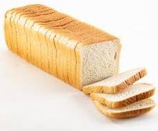 તમારે રાત્રે બ્રેડ ખાવાનું ટાળવું જોઈએ કારણ કે તે તમારા બ્લડ સુગરનું સ્તર વધારી શકે છે. તમને અપચોની સમસ્યા થઈ શકે છે.