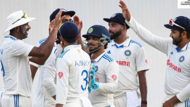 India vs West Indies Highlights, 2nd Test: West Indies 86/1 at stumps on Day 2, trail by 352 runs IND vs WI: চন্দ্রপলকে ফেরালেন জাডেজা, দিনের শেষে ৮৬/১ রান বোর্ডে তুলল ওয়েস্ট ইন্ডিজ