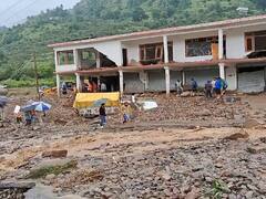 शिमला में अचानक आए 'फ्लैश फ्लड' के चतले मलबे में दबे दादा-दादी और पोता, रेस्क्यू ऑपरेशन जारी