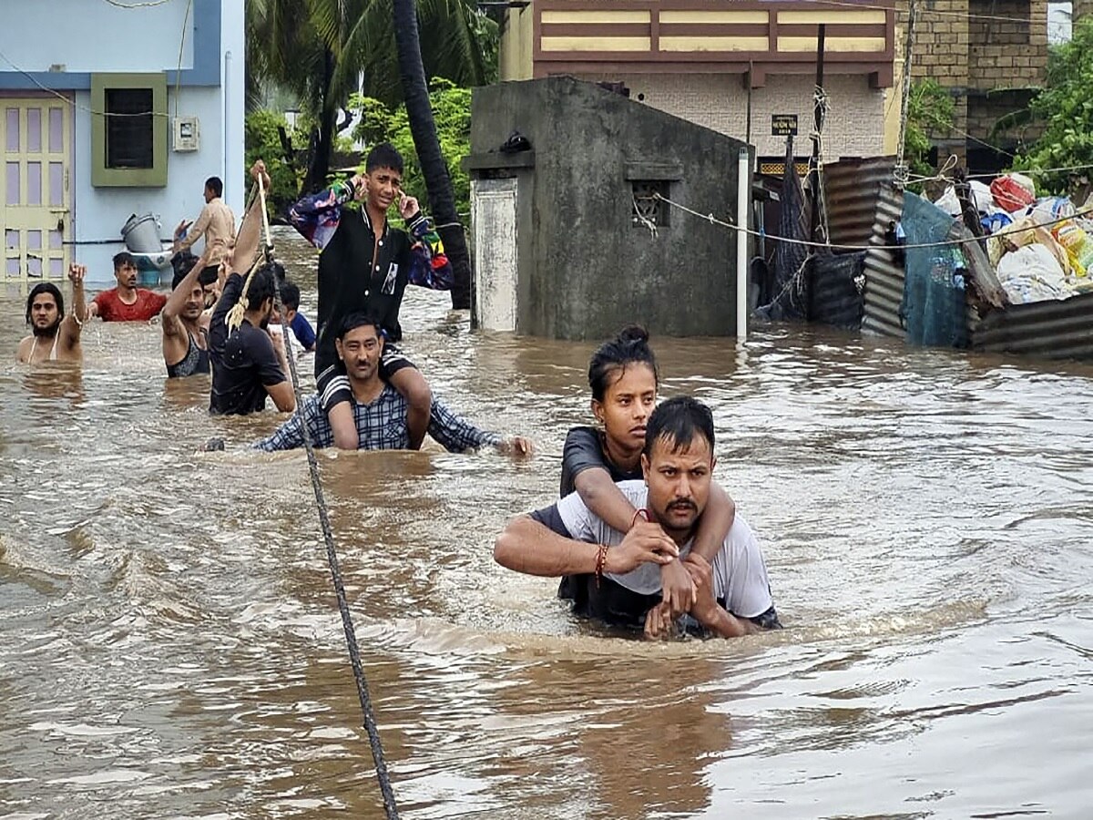 Gujarat Monsoon: રાજ્યમાં છેલ્લા 24 કલાકમાં 130 તાલુકામાં વરસાદ, વલસાડના કપરાડામાં 10 ઈંચ ખાબક્યો