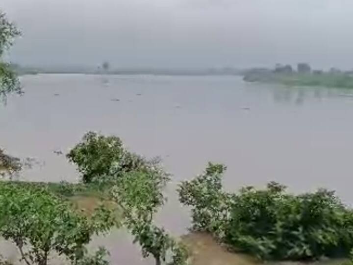 त्यामुळे प्रशासनाची देखील चांगली तारांबळ उडाली होती.