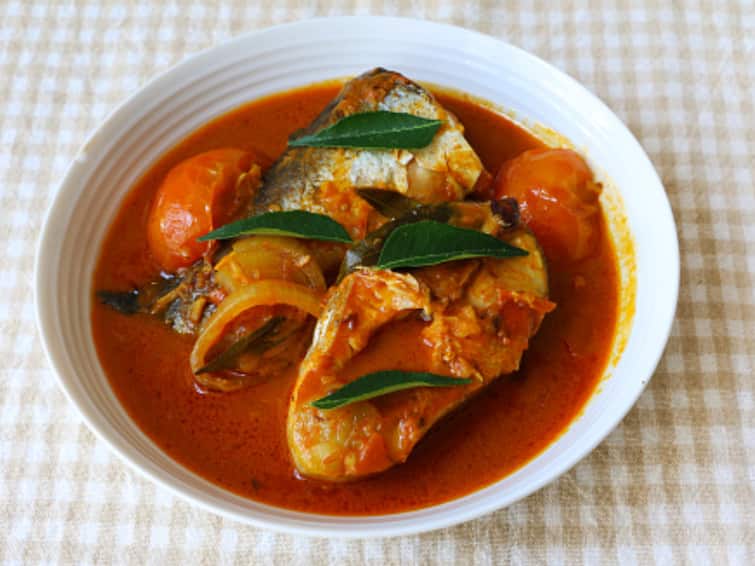 Fish Curries From Different States Of India Tastes Of India: Mouthwatering Fish Curries To Savour As You Move Across The Country