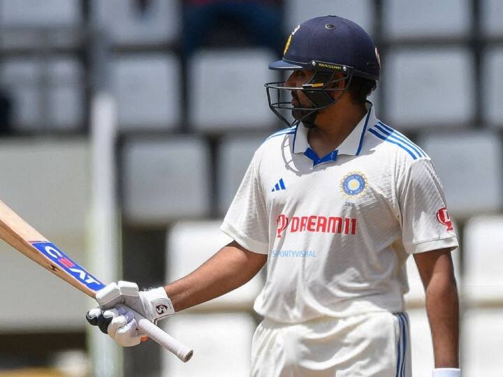 बता दें कि त्रिनिदाद टेस्ट में भारत ने पहली पारी में 438 रन बनाए थे. इसके बाद दूसरी पारी में खबर लिखने तक 10 ओवरों में 90 रन बना लिए. वेस्टइंडीज की टीम पहली पारी में 255 रनों के स्कोर पर ढेर हो गई.