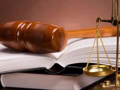 भारतीय अदालतों में पांच करोड़ से ज्यादा मामले लंबित, इंसाफ मिलने में देरी क्यों?