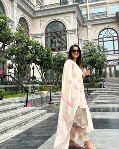 Nabha Natesh: నభా నటేష్‌ని చూశారా, ఎంత పద్ధతిగా ఉందో