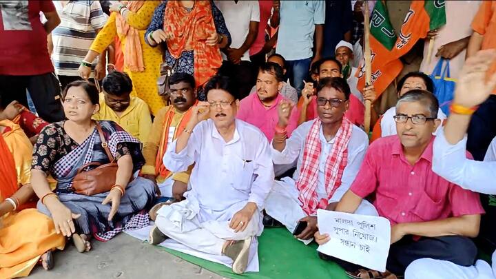 বিক্ষোভ-অবস্থান তুলতে গেলে পুলিশের সঙ্গে বচসা। ইতিমধ্যেই এসপি অপসারণের দাবি জানিয়েছে বিজেপি (BJP)।
