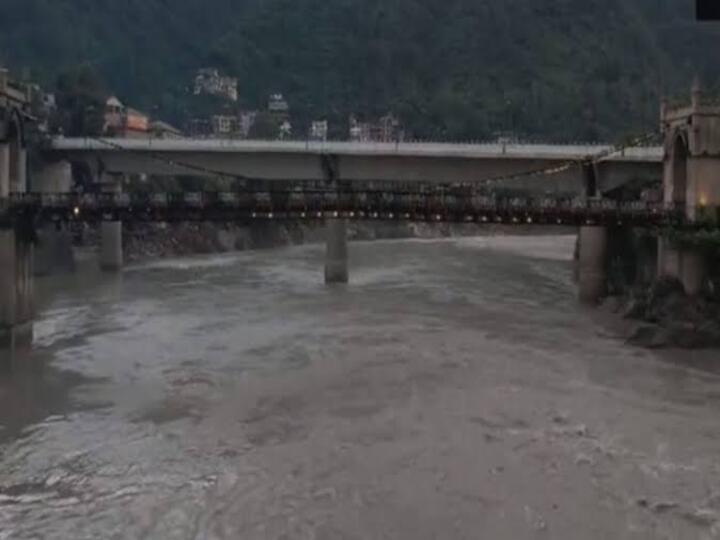 Himachal Rain: இழப்புகளையே சந்திக்கும் இமாச்சல்- வெள்ளத்தால் பாதிக்கப்பட்ட மக்களுக்கு ரூ.5 கோடி நிவாரணம்!