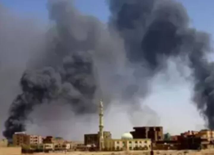 Sudan Civil War 16 civilians killed in rocket fire in Sudan Darfur Sudan War: सूडान में सेना और अर्धसैनिक बलों के बीच जंग तेज, एक दूसरे पर बरसाए रॉकेट, 16 नागरिक की मौत