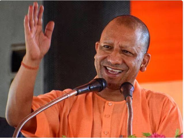 ਉੱਤਰ ਪ੍ਰਦੇਸ਼ ਦੇ ਦੋ ਵਾਰ ਮੁੱਖ ਮੰਤਰੀ ਰਹਿ ਚੁੱਕੇ ਯੋਗੀ ਆਦਿਤਿਆਨਾਥ ਦੀ ਲੋਕਪ੍ਰਿਅਤਾ ਬਹੁਤ ਜ਼ਿਆਦਾ ਹੈ। ਸਰਵੇ 'ਚ 8 ਫੀਸਦੀ ਲੋਕਾਂ ਨੇ ਉਨ੍ਹਾਂ ਨੂੰ ਪ੍ਰਧਾਨ ਮੰਤਰੀ ਦੇ ਅਹੁਦੇ ਲਈ ਪਹਿਲੀ ਪਸੰਦ ਦੱਸਿਆ।