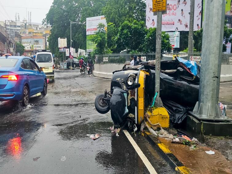 Gujarat Monsoon: Rain fall in 246 talukas in last 24 hours in Gujarat Junagadh and Navsari gets heavy rain Gujarat Monsoon: રાજ્યમાં છેલ્લા 24 કલાકમાં 246 તાલુકામાં વરસાદ, નવસારીમાં આભ ફાટ્યું, જૂનાગઢ જળબંબાકાર