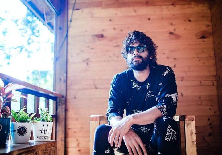 बता दें कि अब ये कपल दो बच्चों बेटी अल्लू अरहा और बेटे अल्लू अयान के पेरेंट्स हैं. वर्कफ्रंट की बात करें तो अल्लू बहुत जल्द फिल्म ‘पुष्पा 2’ में नजर आने वाले हैं.