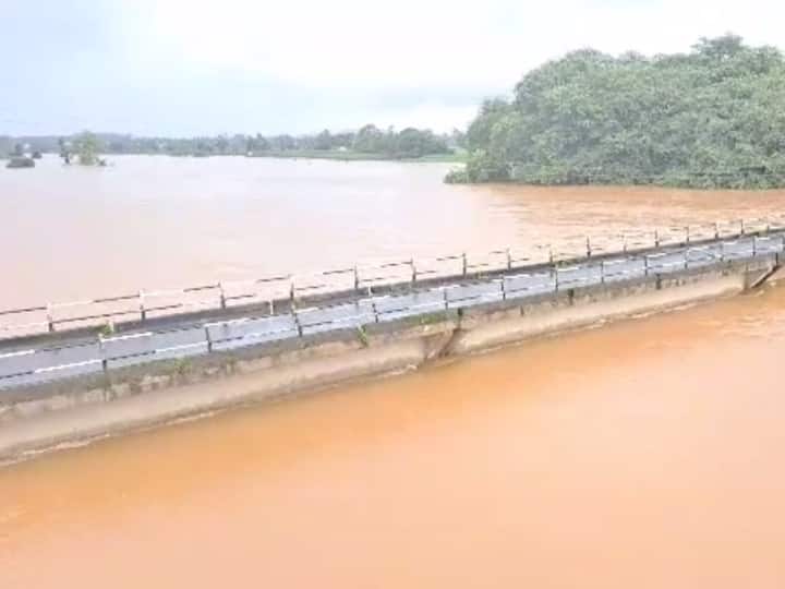 आज (23 जुलै) दुपारी तीनपर्यंत पंचगंगेची पाणी पातळी 38 फुट 2 इंचावर पोहोचली आहे.