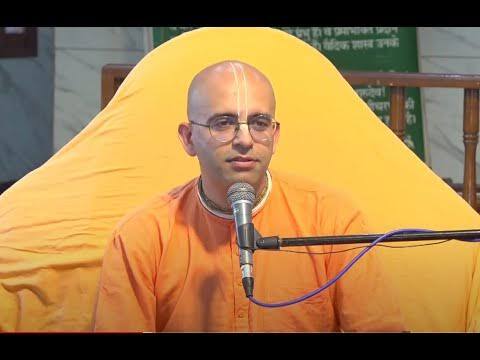 অমোঘ লীলা বলেছিলেন, স্বামী বিবেকানন্দ যদি মাছ খান, তাহলে তিনি কী করে একজন সিদ্ধপুরুষ? ইসকনের তরফে এই মন্তব্যের সমালোচনা করে বলা হয়েছে তাঁর এই মন্তব্য শুধুমাত্র অসম্মানজনক নয় বরং আধ্যাত্মিক পথ এবং ব্যক্তিগত পছন্দের বৈচিত্র্য সম্পর্কে সচেতনতার অভাবেরও নিদর্শন।