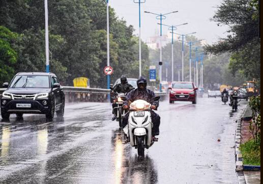 If you are planning to travel then be careful, this 302 road of the state is closed due to heavy rain i Gujarat Rain: જો આપ ટ્રાવેલ કરવાનું વિચારો છો તો સાવધાન, ભારે વરસાદના કારણે રાજ્યના આ 302 રોડ છે બંધ
