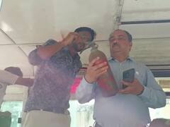 बस्ती पहुंचे IAS अधिकारी ने डिपो में खटारा बसों का किया रियलिटी चेक, खामियां मिलने पर जमकर लगाई लताड़