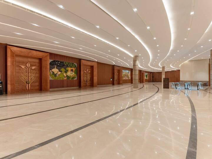 The magnitude of the IECC's stature and infrastructure is a testament to India's capability to host world-class events on a grand scale. (Image Source: Ministry Of Commerce)