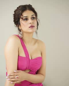 Shraddha Das Photos: చూసేకొద్దీ చూడాలనిపించేలా శ్రద్ధాదాస్