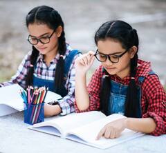 Kids Health News: ਬੱਚਿਆਂ ਨੂੰ ਲੱਗ ਰਹੀਆਂ ਐਨਕਾਂ! ਭੋਜਨ 'ਚ ਅੱਜ ਹੀ ਸ਼ਾਮਲ ਕਰ ਲਵੋ 6 ਪਾਵਰਫੁੱਲ ਚੀਜ਼ਾਂ...ਮਿਲੇਗਾ ਐਨਕਾਂ ਤੋਂ ਛੁਟਕਾਰਾ