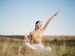 International Self Care Day: कामकाजी मिहलाएं इन 7 आदतों को अपना कर रखें अपना ख्याल