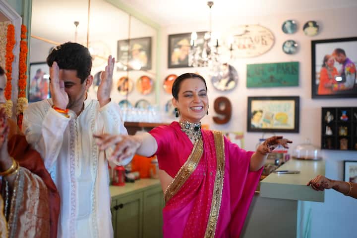 वर्कफ्रंट की बात करें तो कंगना बहुत जल्द फिल्म ‘इमरजेंसी’ में नजर आने वाली हैं. फिल्म में वो इंदिरा गांधी का रोल निभाएंगी.