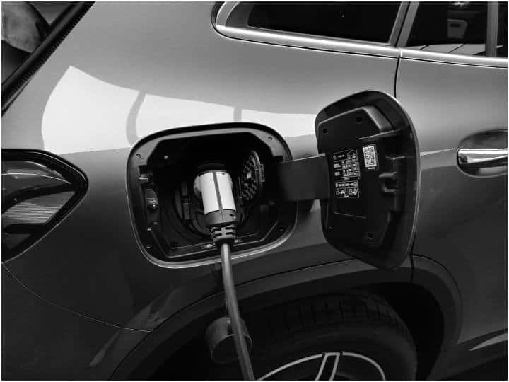 Electric Cars Range See some range increasing tips for your electric Cars  Electric Vehicle: अपनाइए ये तरीके और बढ़ाइए अपने कार की रेंज