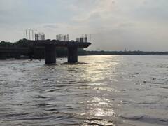 Yamuna Water Level: दिल्ली पर फिर मंडराया बाढ़ का खतरा! बढ़ा यमुना का जलस्तर, देखें खास तस्वीरें