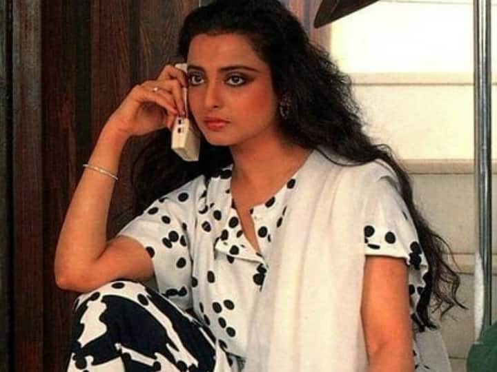 Rekha without Makeup Shocking Look This is How Fans React जब कैमरे के सामने आ गया था रेखा का 'असली चेहरा', लोगों का रिएक्शन देख आप हैरान रह जाएंगे...
