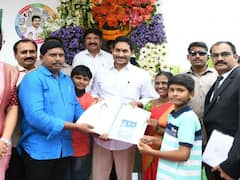 పేదలకు ఇళ్లు రాకుండా బాబు అండ్ బ్యాచ్ చాలానే ప్రయత్నాలు చేసింది: ఏపీ సీఎం జగన్ 