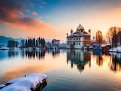 काशी से लेकर अमृतसर तक...सिर्फ 3000 रुपए में घूम सकते हैं भारत के ये शहर