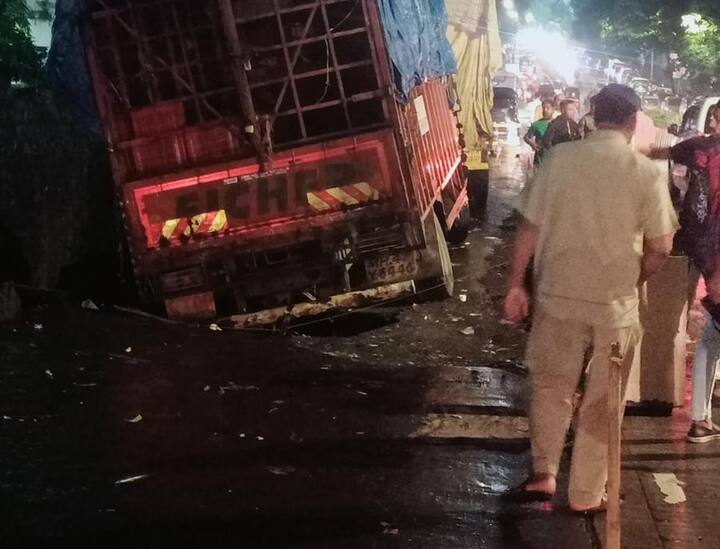 पावसामुळे मुंबई आणि आजूबाजूच्या परिसरात दरडी कोसळण्याच्या घटना ताज्या आहेत.