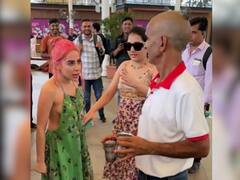 उर्फी जावेद का पहनावा देखकर शख्स को आया गुस्सा, कहा- भारत का नाम खराब कर रही हो...Video