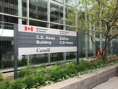 Canada News: ਸੈਂਕੜੇ ਸਰਕਾਰੀ ਬੰਦੇ ਕਾਨਫੰਰਸ ਅਟੈਂਡ ਕਰਨ ਗਏ ਸੀ Canada, ਵਾਪਸ ਆਪਣੇ ਦੇਸ਼ ਮੁੜਨ ਤੋਂ ਕੀਤੀ ਨਾਂਹ, ਕਹਿੰਦੇ ਅਸੀਂ ਇੱਥੇ ਹੀ ਰਹਿਣਾ